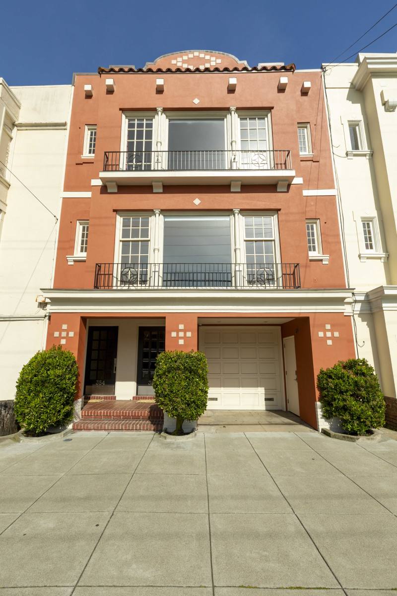 Apartment for rent at 354 Arguello Blvd, San Francisco, CA 94118