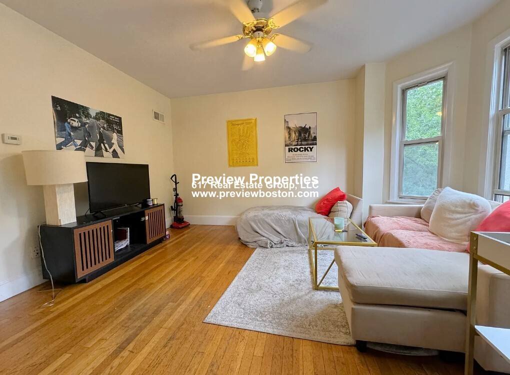 Apartment for rent at 216 Freeman St #2P, Brookline, MA 02445