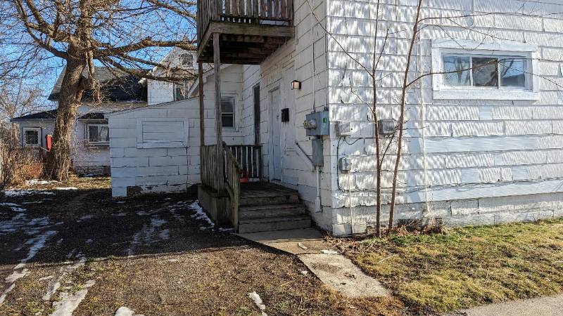 Apartment for rent at 401 N Porter #2, Saginaw, MI 48602