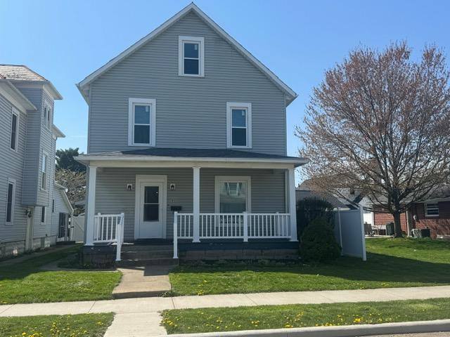 House for rent at 460 2nd St NW, New Philadelphia, OH 44663