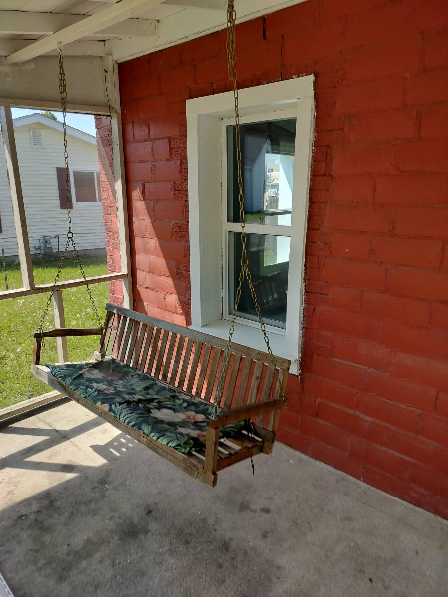 House for rent at 510 Parkway Dr, Columbus, IN 47201