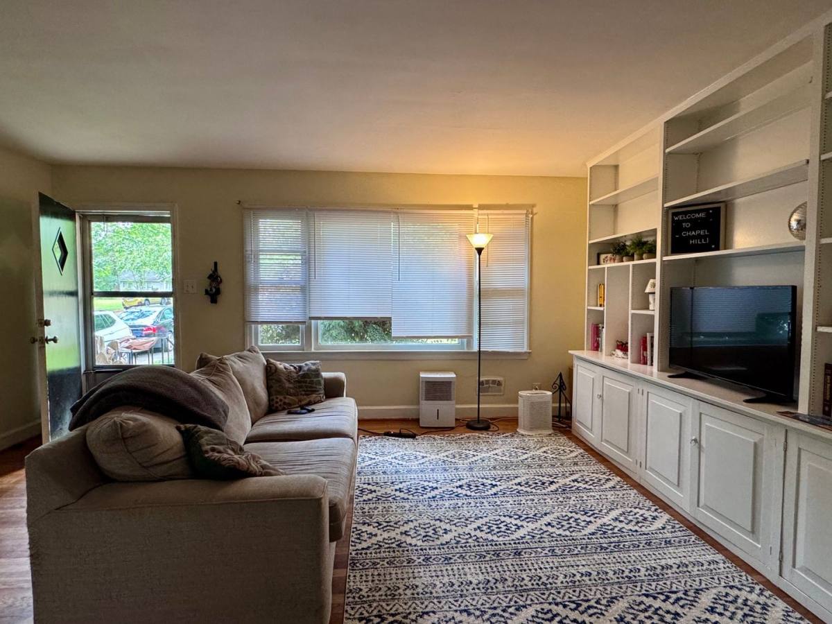 House for rent at 909 Dawes St, Chapel Hill, NC 27516