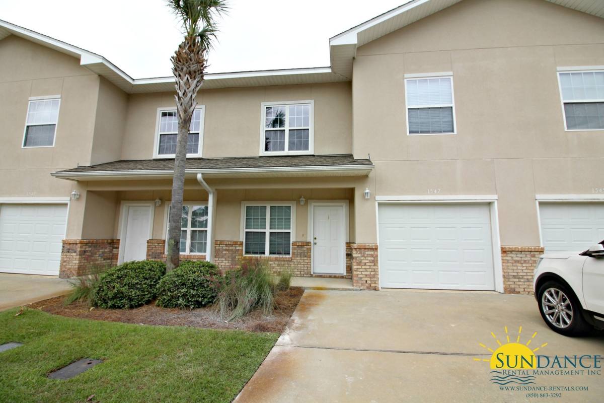 Townhouse for rent at 1547 Bentley Circle, Fort Walton Beach, FL 32547