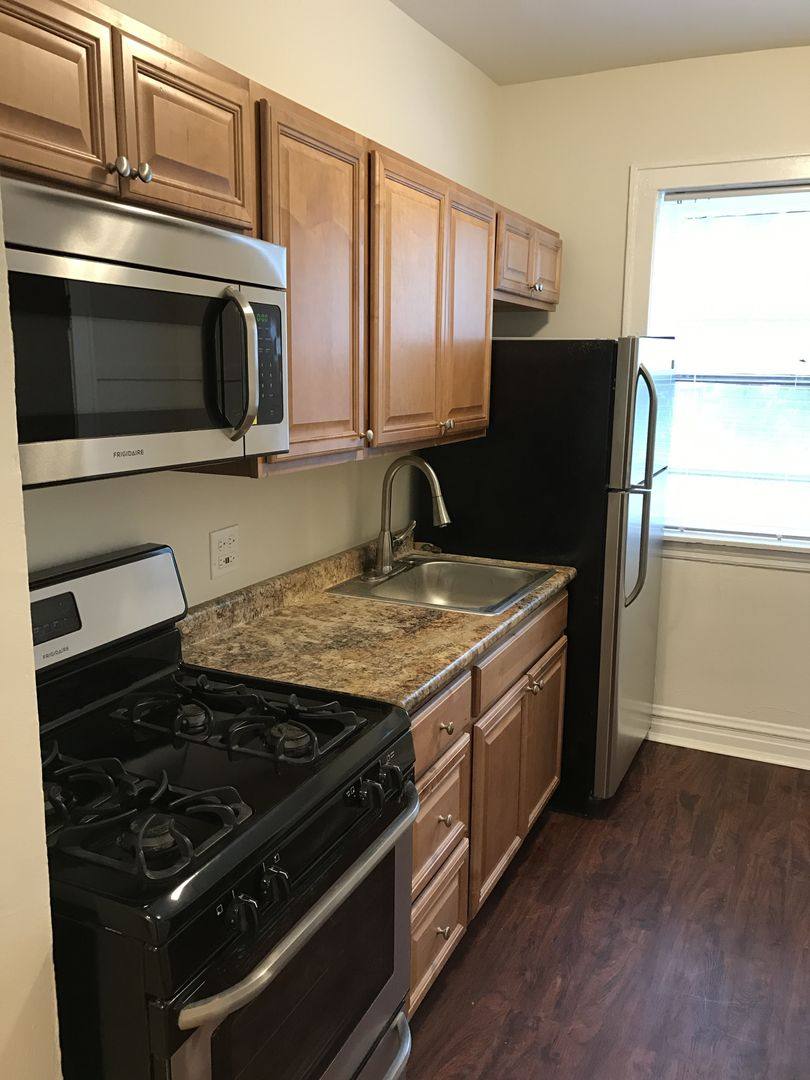 Apartment for rent at 1858 N Kedzie, Chicago, IL 60647