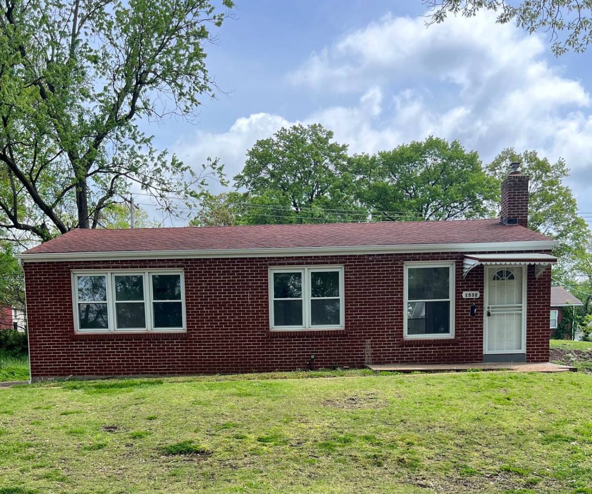House for rent at 1532 N Jackson Ave, Saint Louis, MO 63130