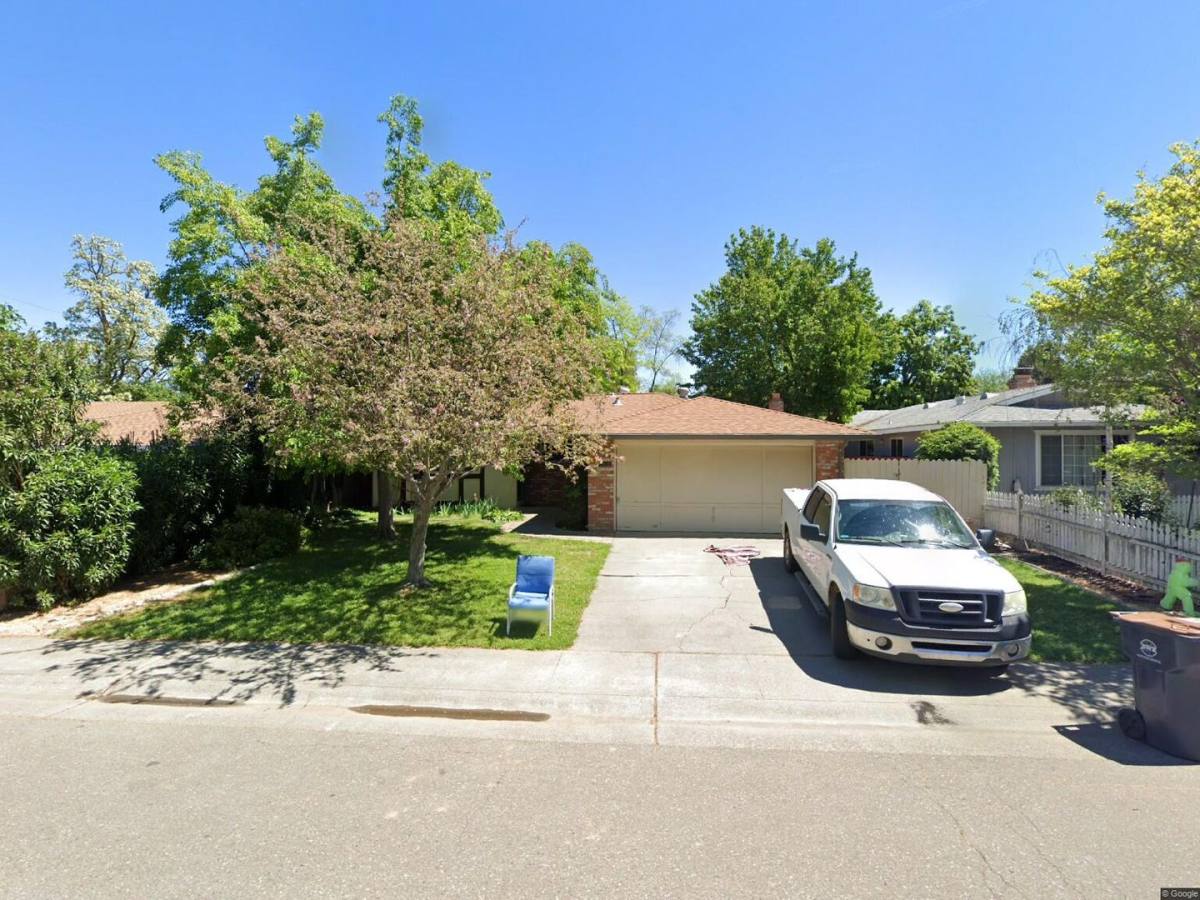 House for rent at 1810 Poplar Lane, Davis, CA 95618