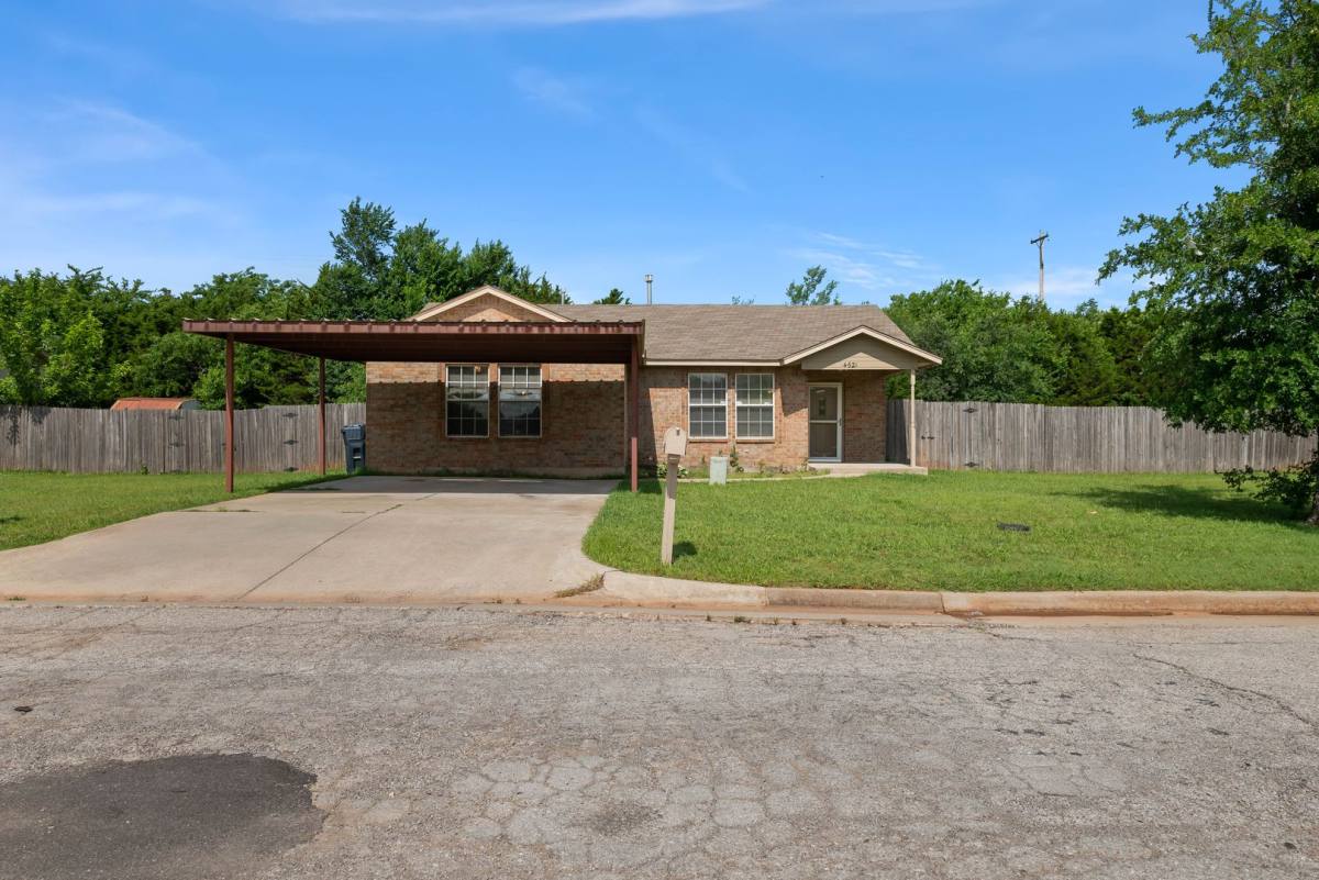 House for rent at 4621 Tinker Rd, Oklahoma City, OK 73135