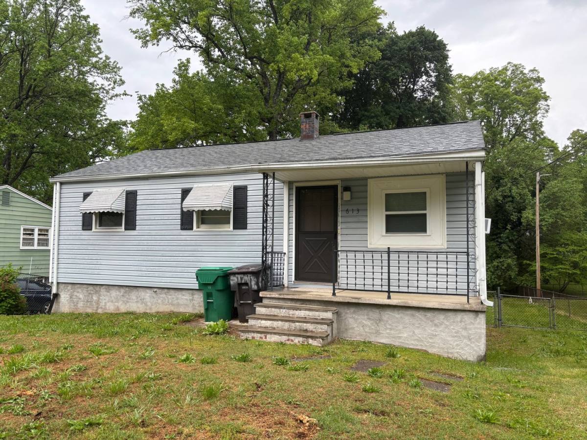 House for rent at 613 E State Ave, High Point, NC 27262