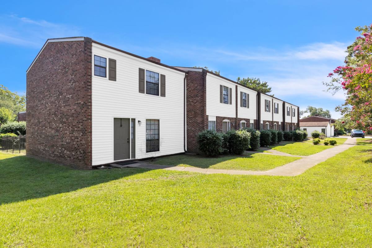 Apartment for rent at 200 S Liberty Square, Spartanburg, SC 29306