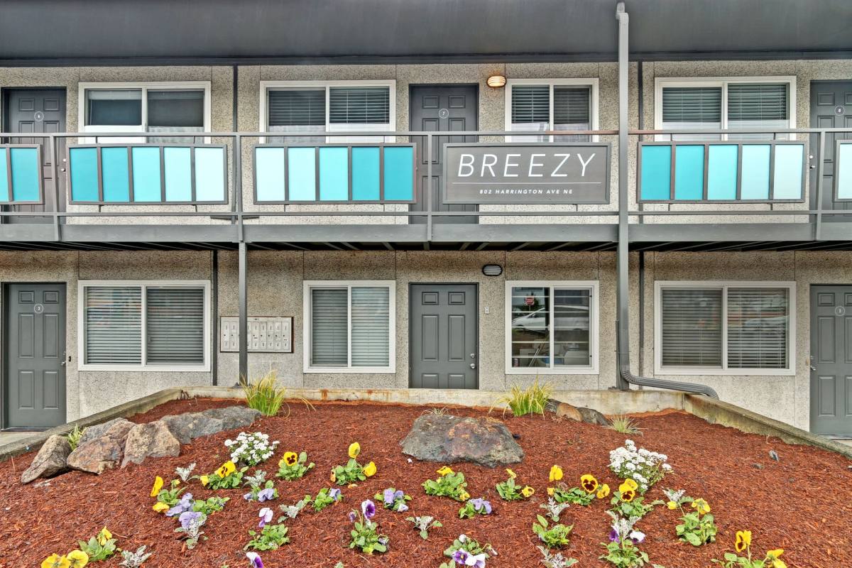 Apartment for rent at 802 Harrington Ave NE, Renton, WA 98056
