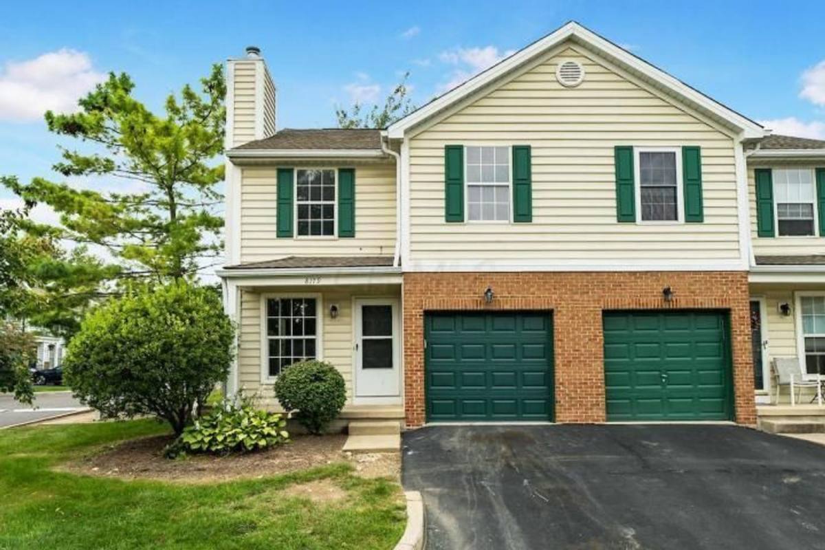 Townhouse for rent at 8179 Olde Richmond Lane, Westerville, OH 43081