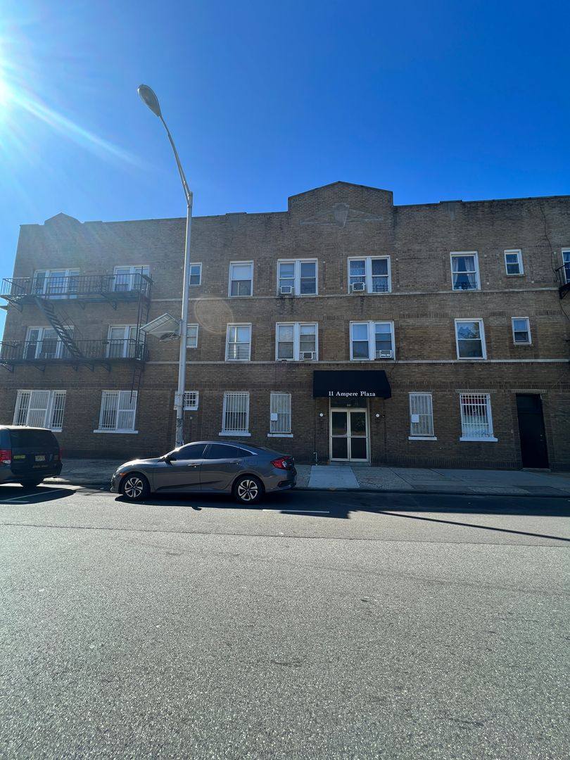 Apartment for rent at 11 Ampere Plaza, East Orange, NJ 07017
