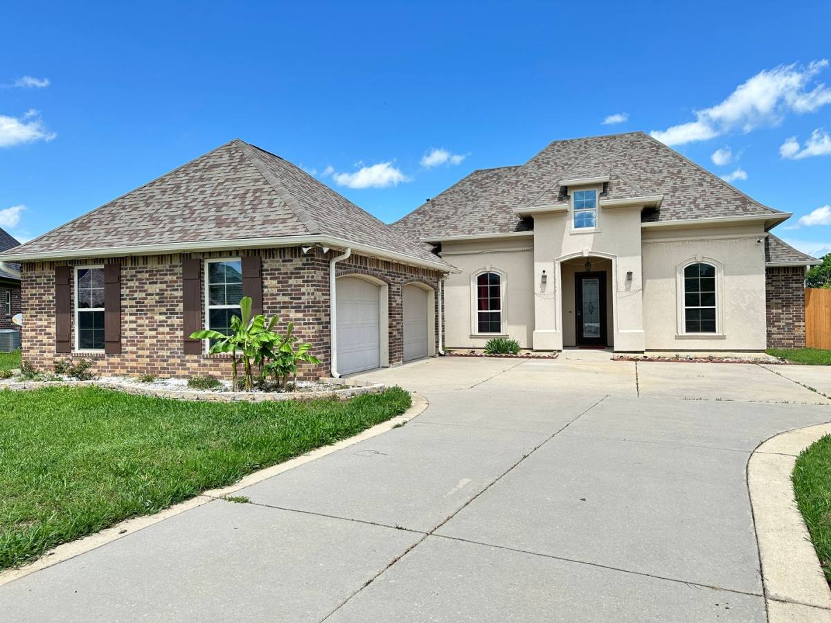 House for rent at 1000 Maize, Bossier City, LA 71111