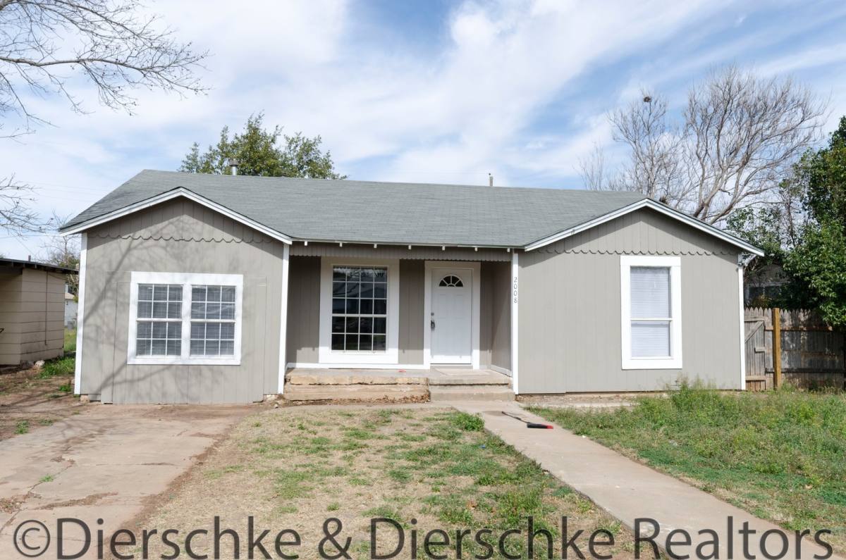 House for rent at 2008 Walnut, San Angelo, TX 76901