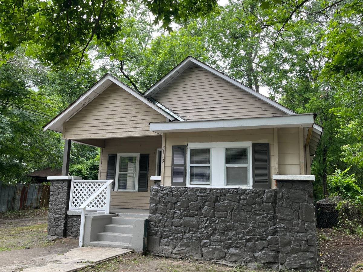 Apartment for rent at 2113 13th Ave, Columbus, GA 31904