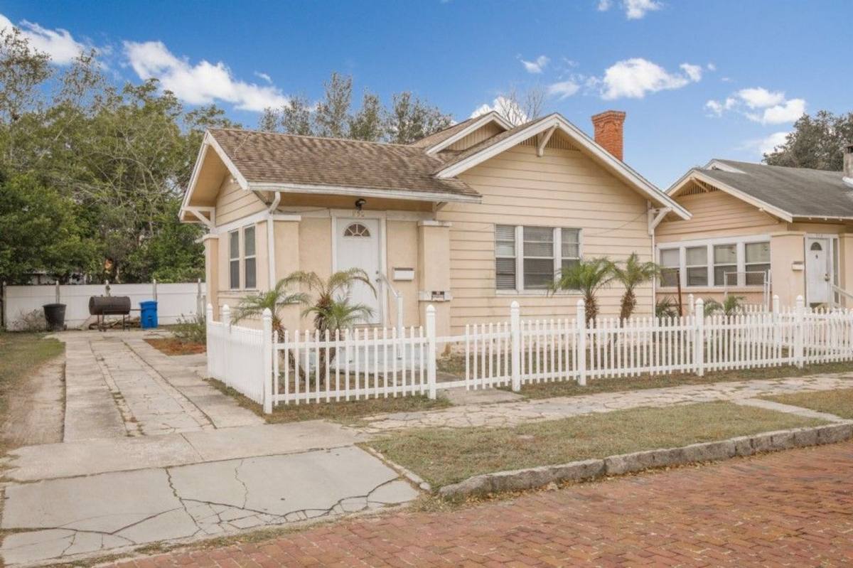 House for rent at 950 8th Ave S, Saint Petersburg, FL 33705