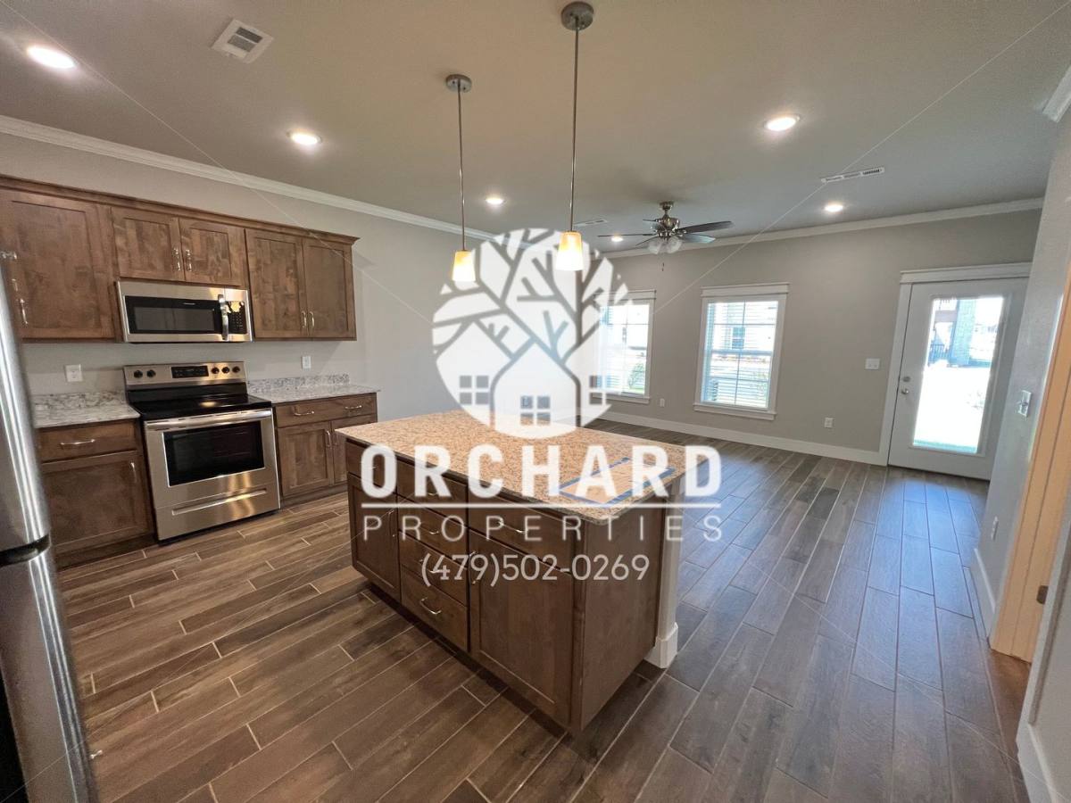 Apartment for rent at 3012-3022 N Conway Dr, Siloam Springs, AR 72761