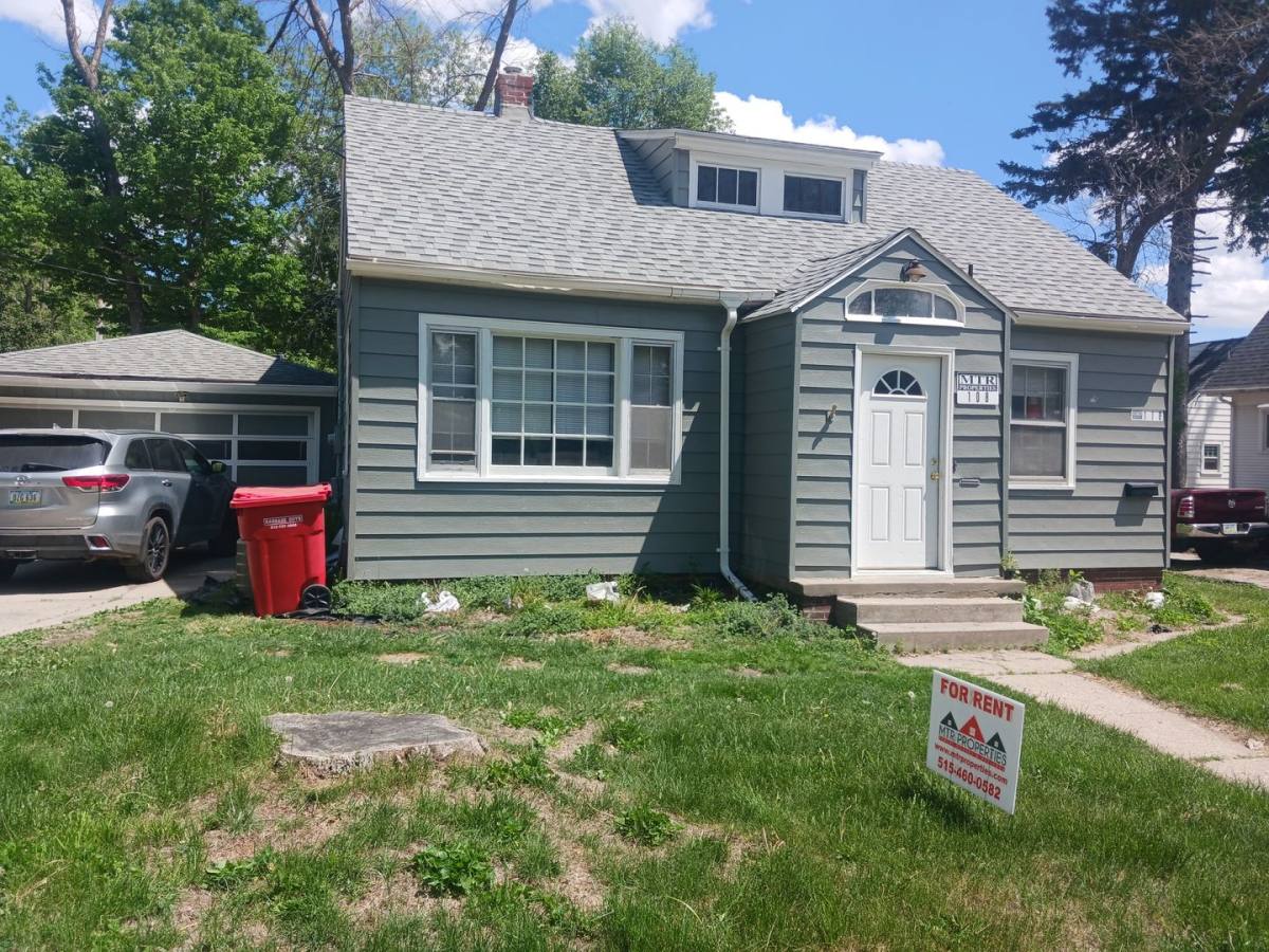 House for rent at 108-110 N Russell Ave, Ames, IA 50010