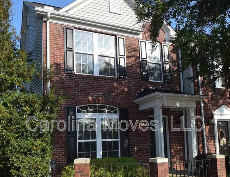 Townhouse for rent at 116 Auburn Top Lane, Mauldin, SC 29662