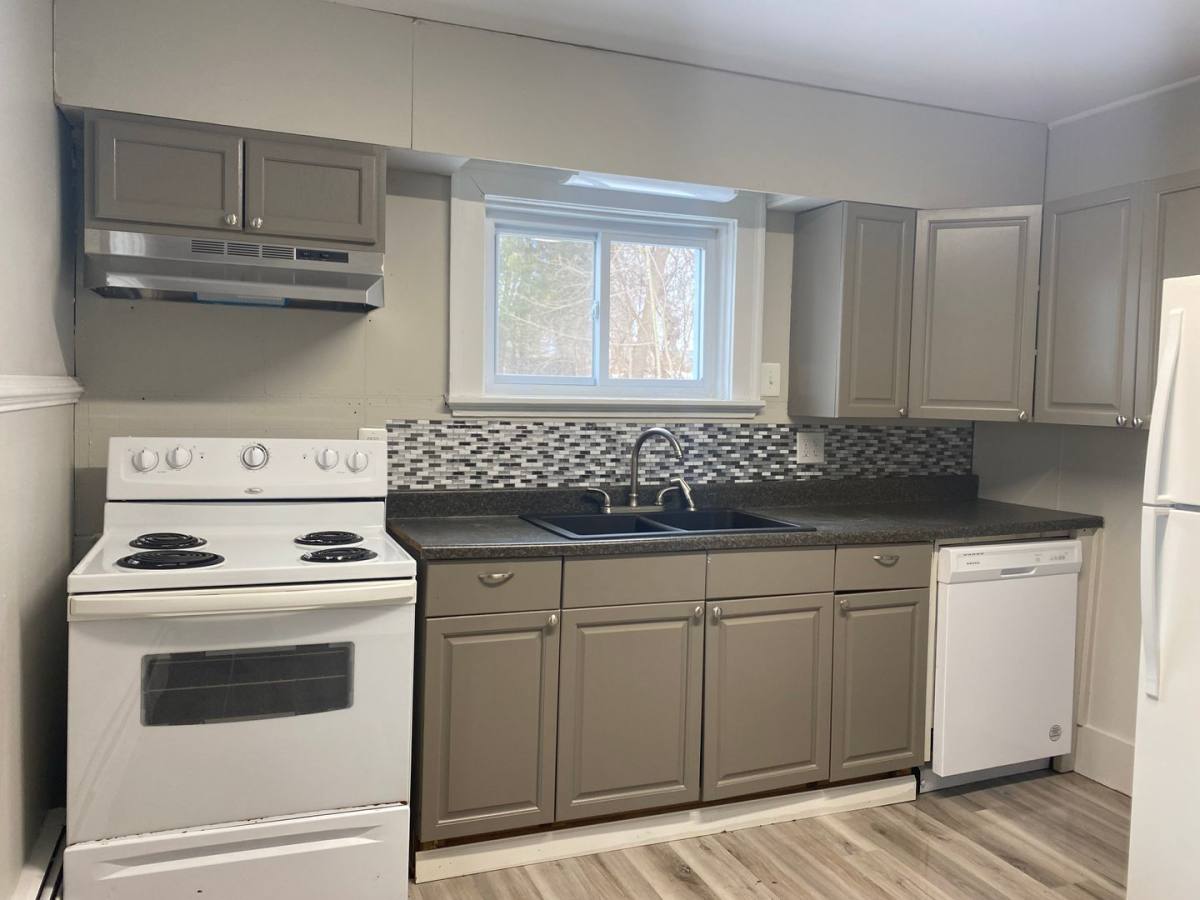 Apartment for rent at 142 N Mechanic St, Carthage, NY 13619