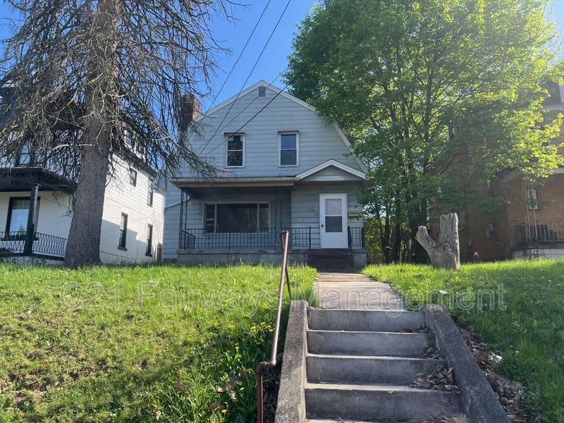 House for rent at 426 Mitchell Ave, Clairton, PA 15025