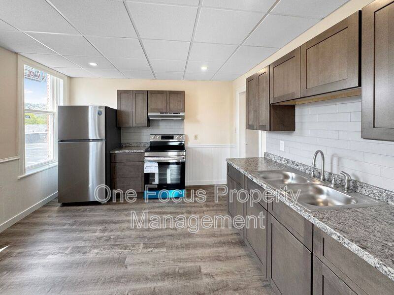 Apartment for rent at 256 Allegheny St #9, Jersey Shore, PA 17740