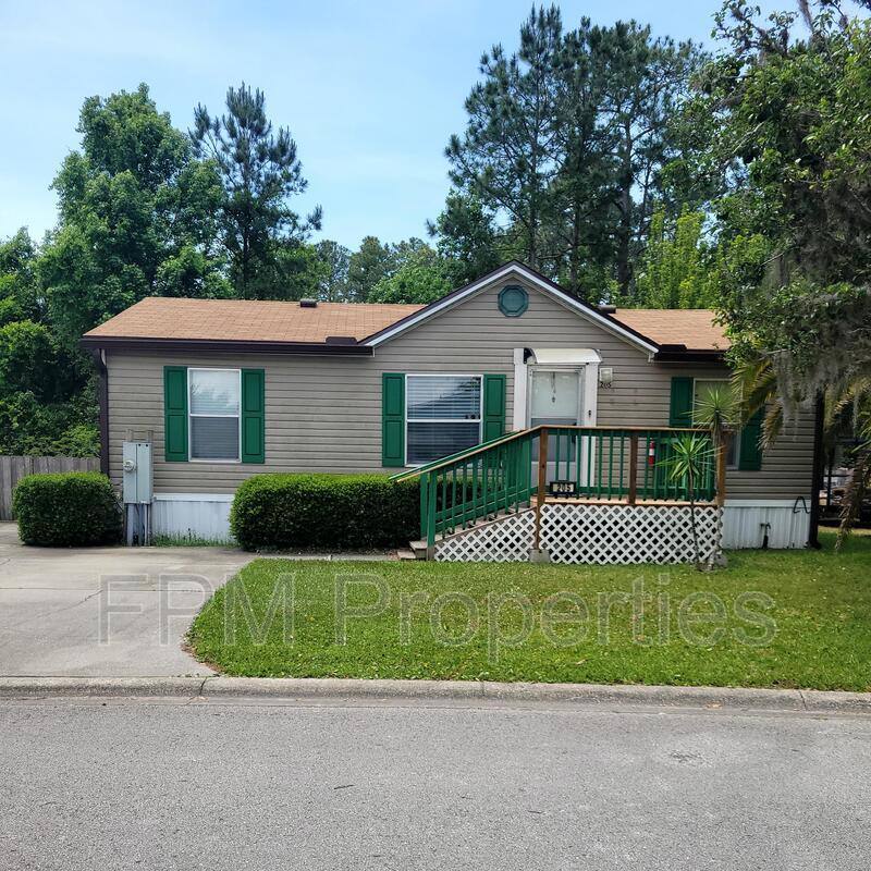 House for rent at 205 Vintage Oak Circle, Saint Augustine, FL 32092