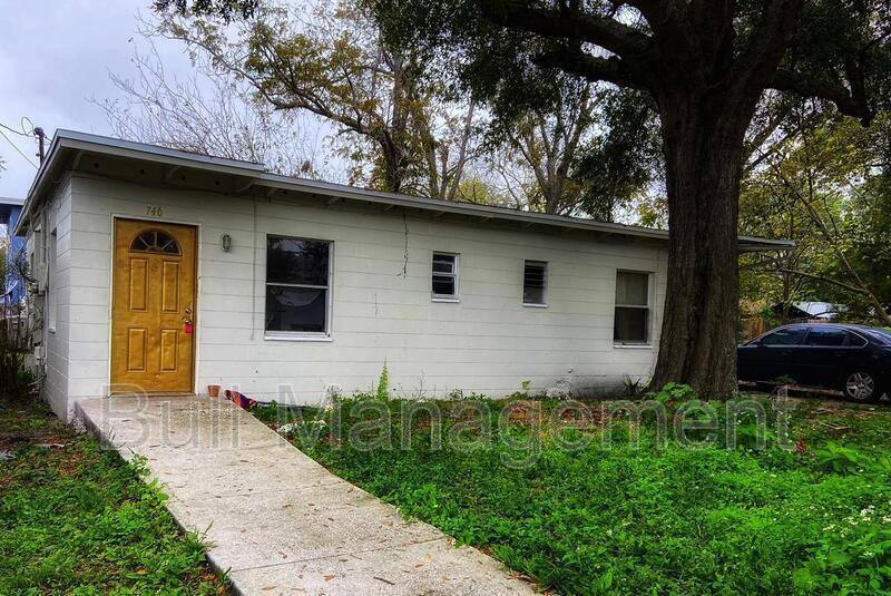 Apartment for rent at 746 S Lee Ave #A, Orlando, FL 32808