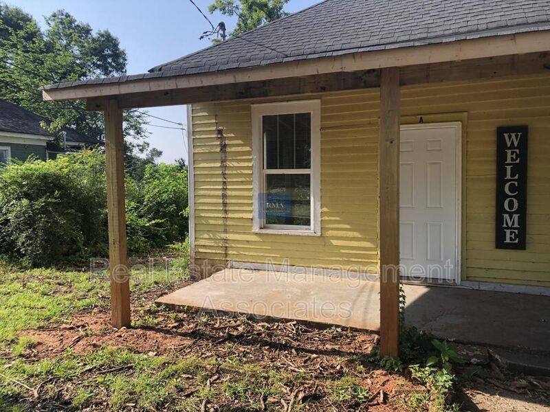 Apartment for rent at 108 Elm St #A, Griffin, GA 30223