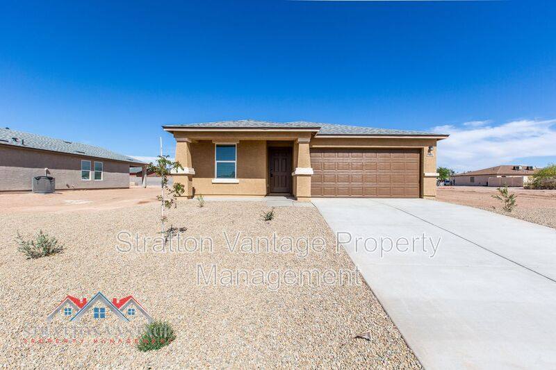 House for rent at 15491 S Patagonia Rd, Arizona City, AZ 85123