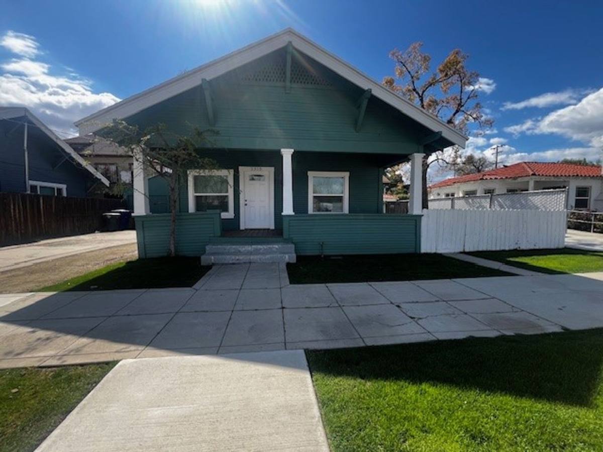 House for rent at 2315 22nd St, Bakersfield, CA 93301