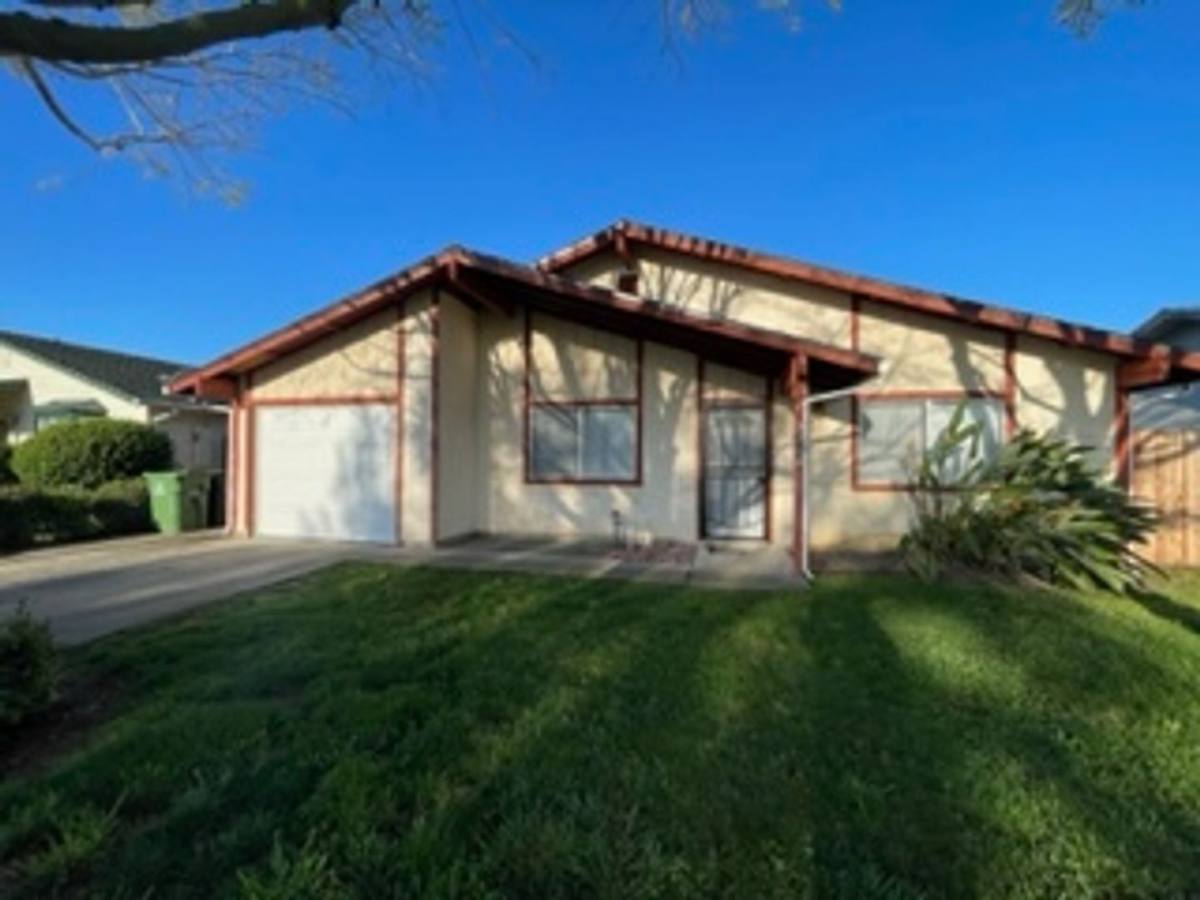 House for rent at 9262 Terra Linda Dr, Elk Grove, CA 95624
