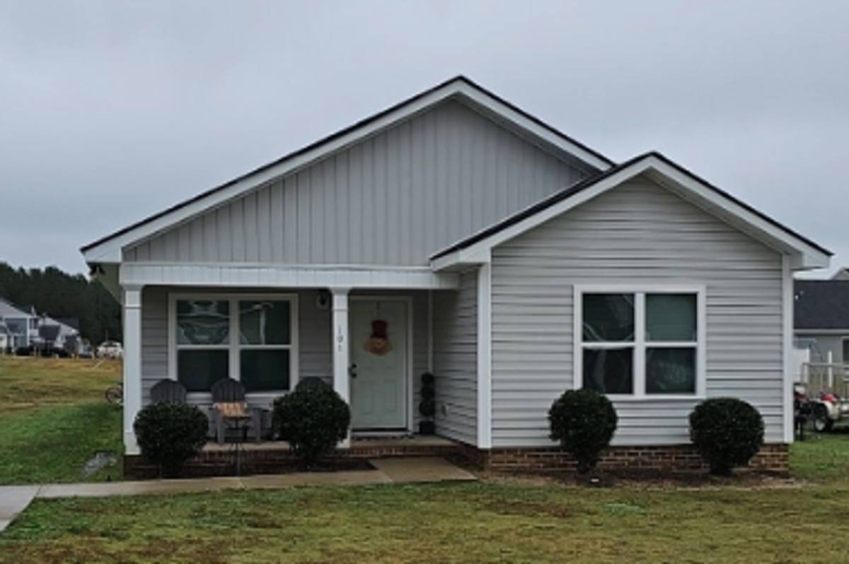 House for rent at 101 Essex Dr, Clinton, SC 29325