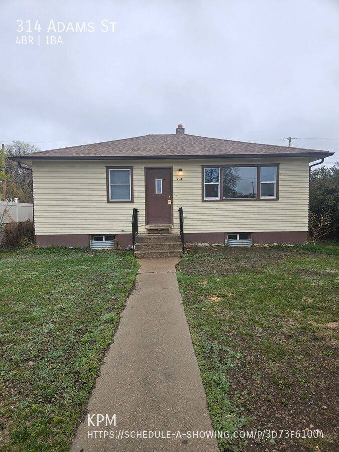 House for rent at 314 E Adams St, Rapid City, SD 57701