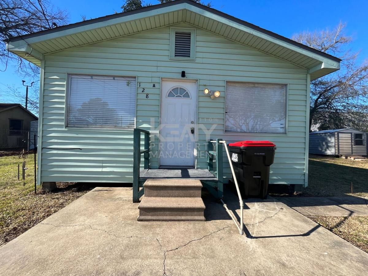 House for rent at 128-A Theo, Lafayette, LA 70508