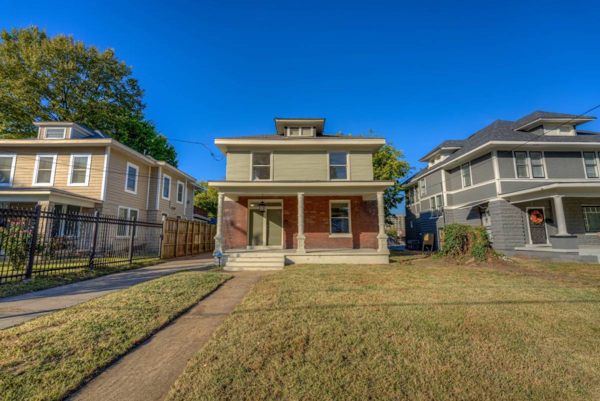 House for rent at 1270 Peach Ave, Memphis, TN 38104