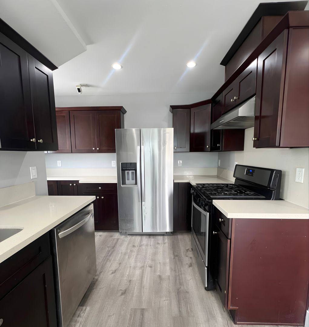 Apartment for rent at 6149 S Harvard Blvd, Los Angeles, CA 90047