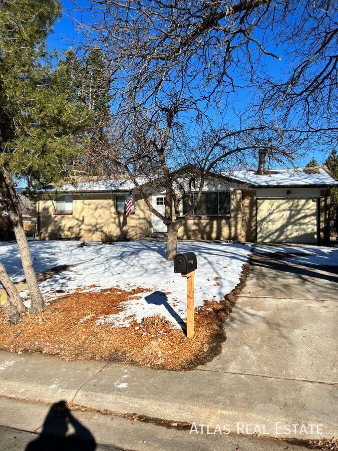 House for rent at 604 S Quentin St, Aurora, CO 80012