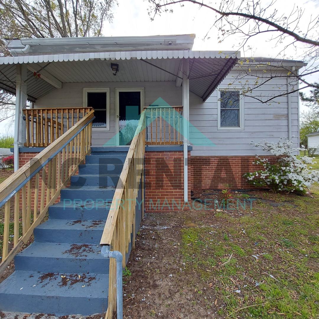 House for rent at 1410 Maple St, Greensboro, NC 27405