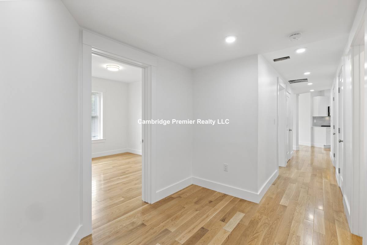 House for rent at 406 Columbia St #1, Cambridge, MA 02141