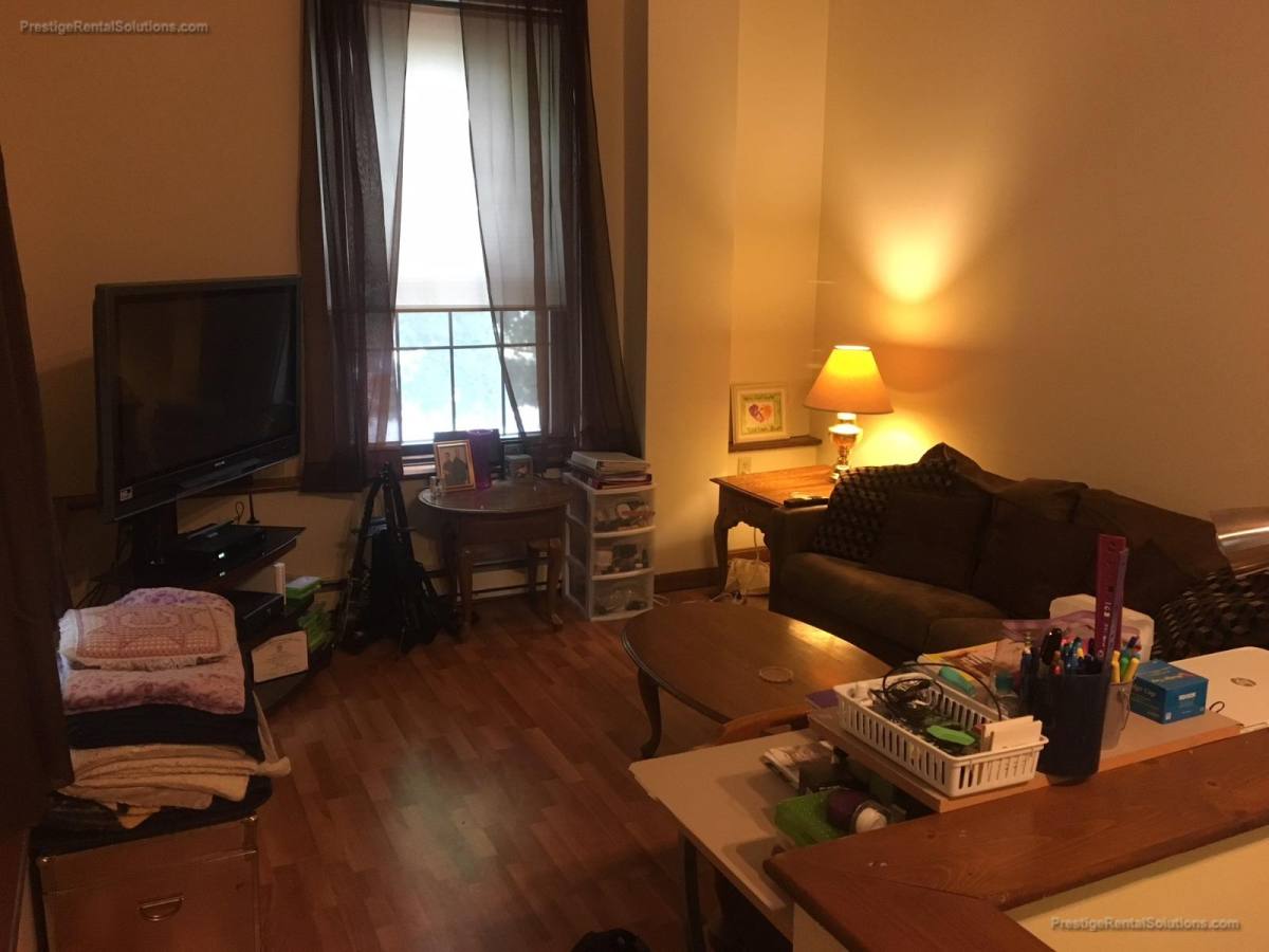 Apartment for rent at 100 Bemis Rd #103, Fitchburg, MA 01420