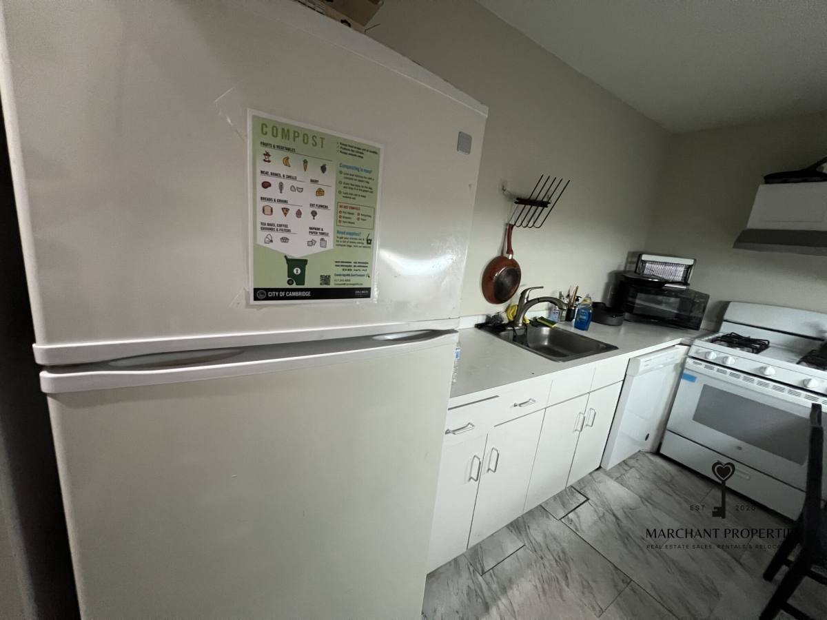 Apartment for rent at 1000 Memorial Dr #2L, Cambridge, MA 02138