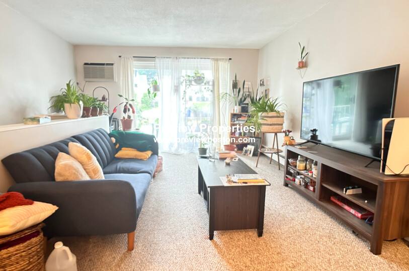 Apartment for rent at 73 Charlesbank #201P, Newton, MA 02458