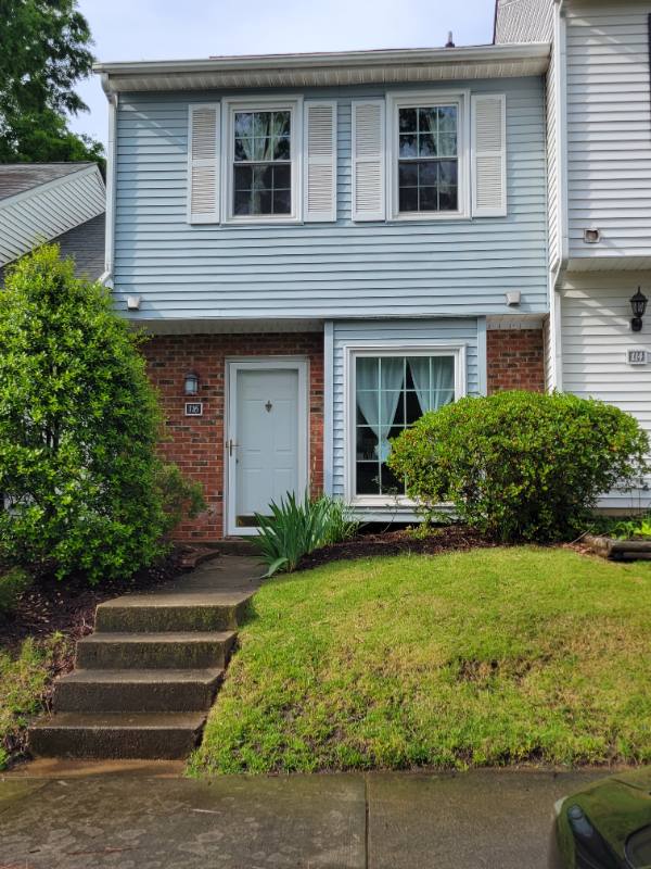 Townhouse for rent at 116 Saint Andrews Lane, Chapel Hill, NC 27517