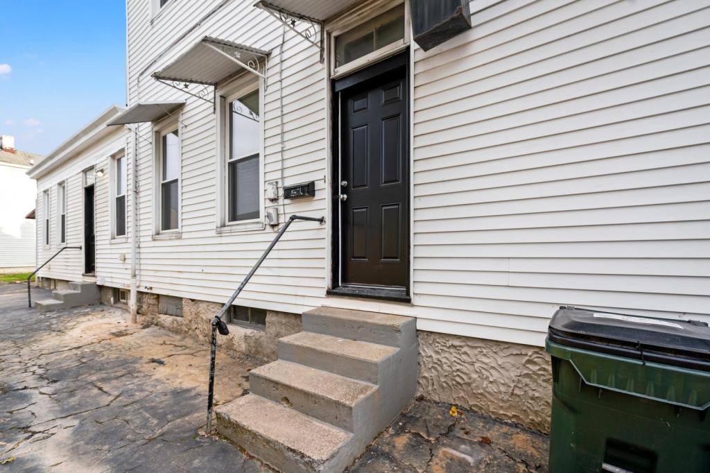 Apartment for rent at 941 York St #2, Newport, KY 41071