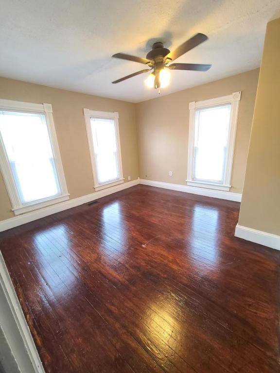 Apartment for rent at 426 1 2 E Market St, Huntington, IN 46750
