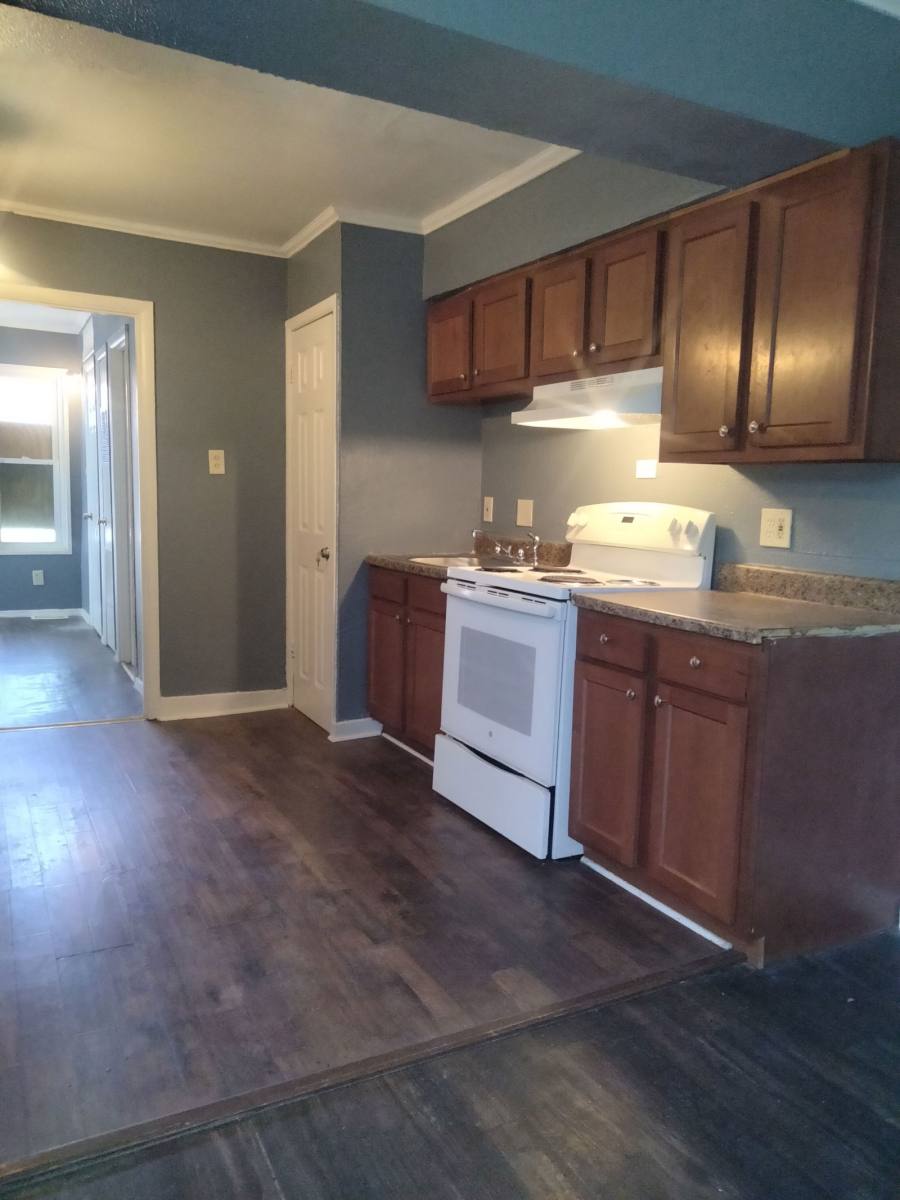 Apartment for rent at 137 Naugatuck St #135, Hartford, CT 06120