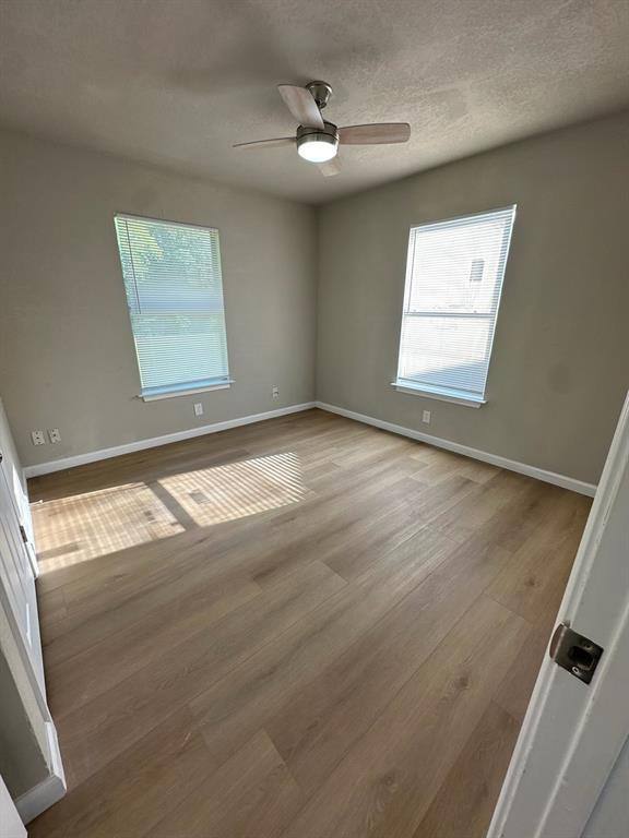 Apartment for rent at 1146-1148 Magnolia St, Seguin, TX 78155