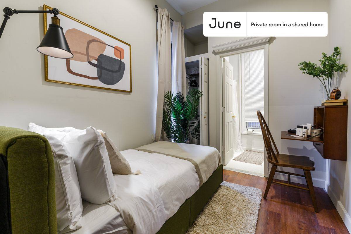 Apartment for rent at 635 Ninth Ave #A, New York, NY 10036
