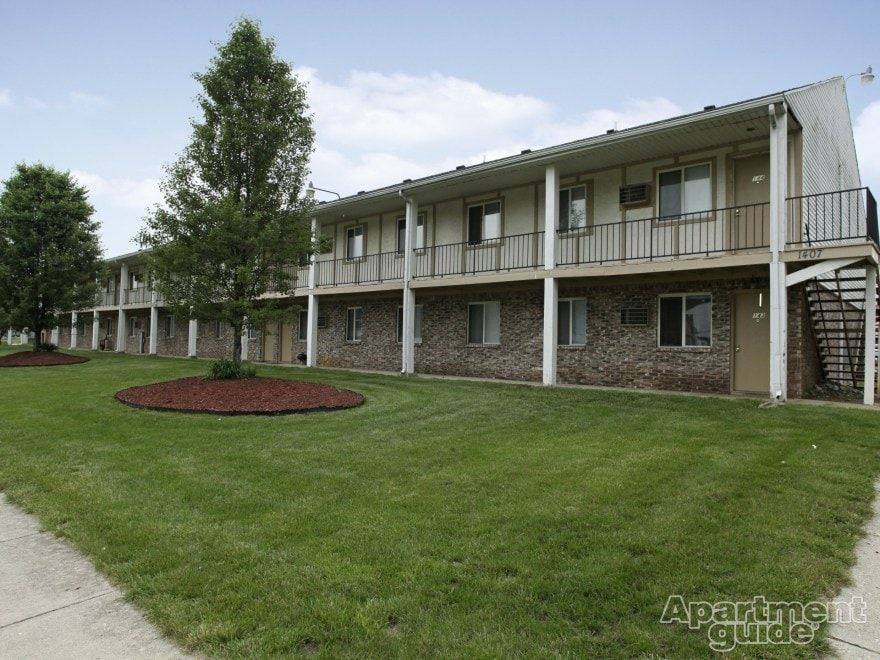 Apartment for rent at Parkside, 1350 Brookview Dr, Toledo, OH 43615
